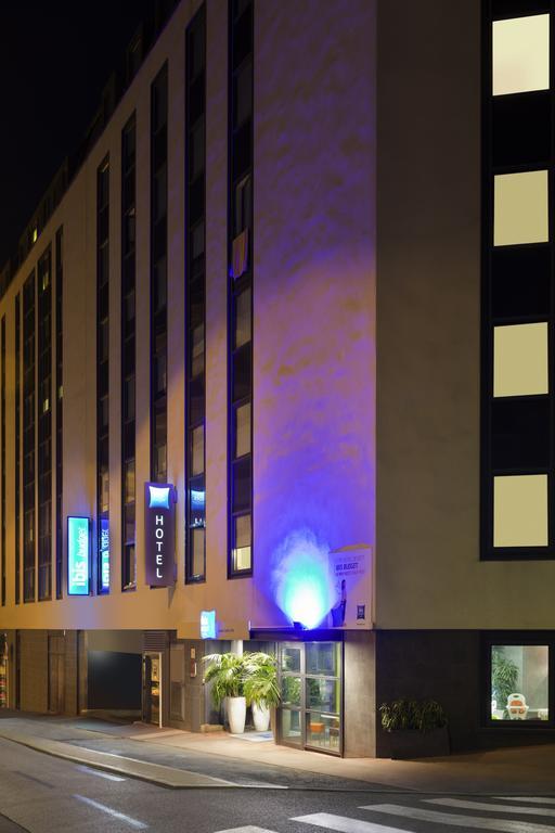 Ibis Budget Cannes Centre Ville Exterior foto