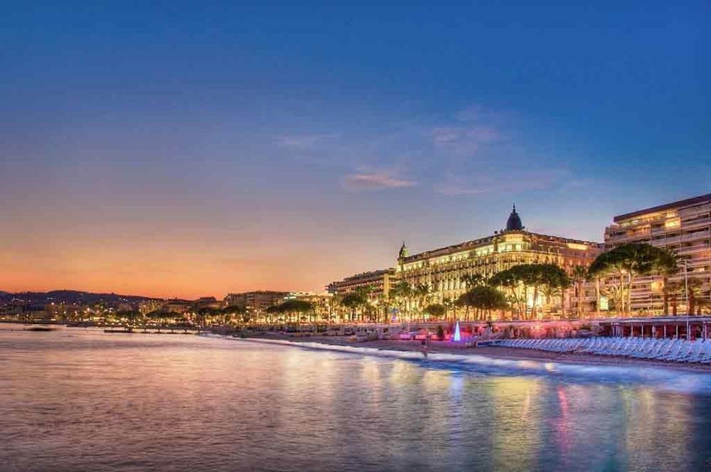 Ibis Budget Cannes Centre Ville Exterior foto